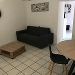 Les D'albatre, Le 56 Apartment