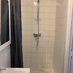 Les D'albatre, Le 56 Apartment *