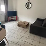 Les D'albatre, Le 56 Apartment