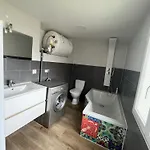 Les D'albatre, Le 56 Apartment