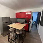 Apartman Les D'albatre, Le 56 *