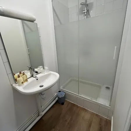 Les D'albatre, Le 56 *