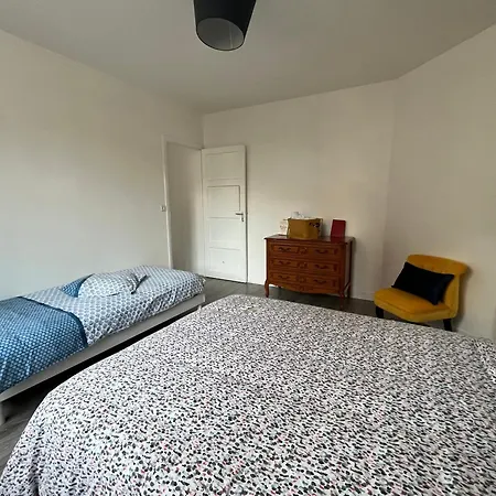 Les D'albatre, Le 56 Apartment